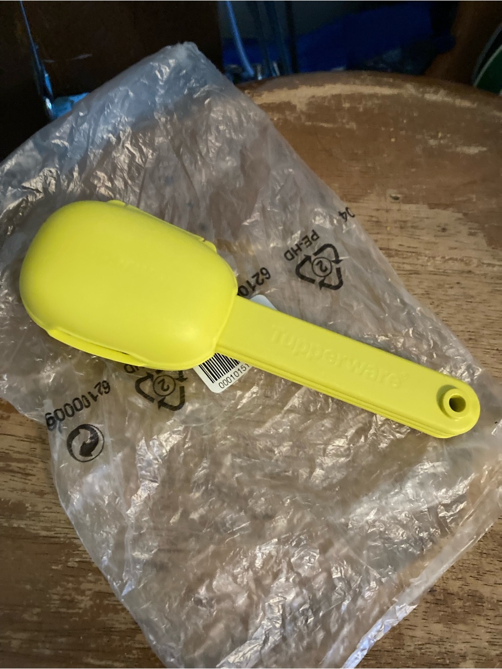 Tupperware Neon Yellow Travel Cutlery Trio with Case - Picture 3 of 4